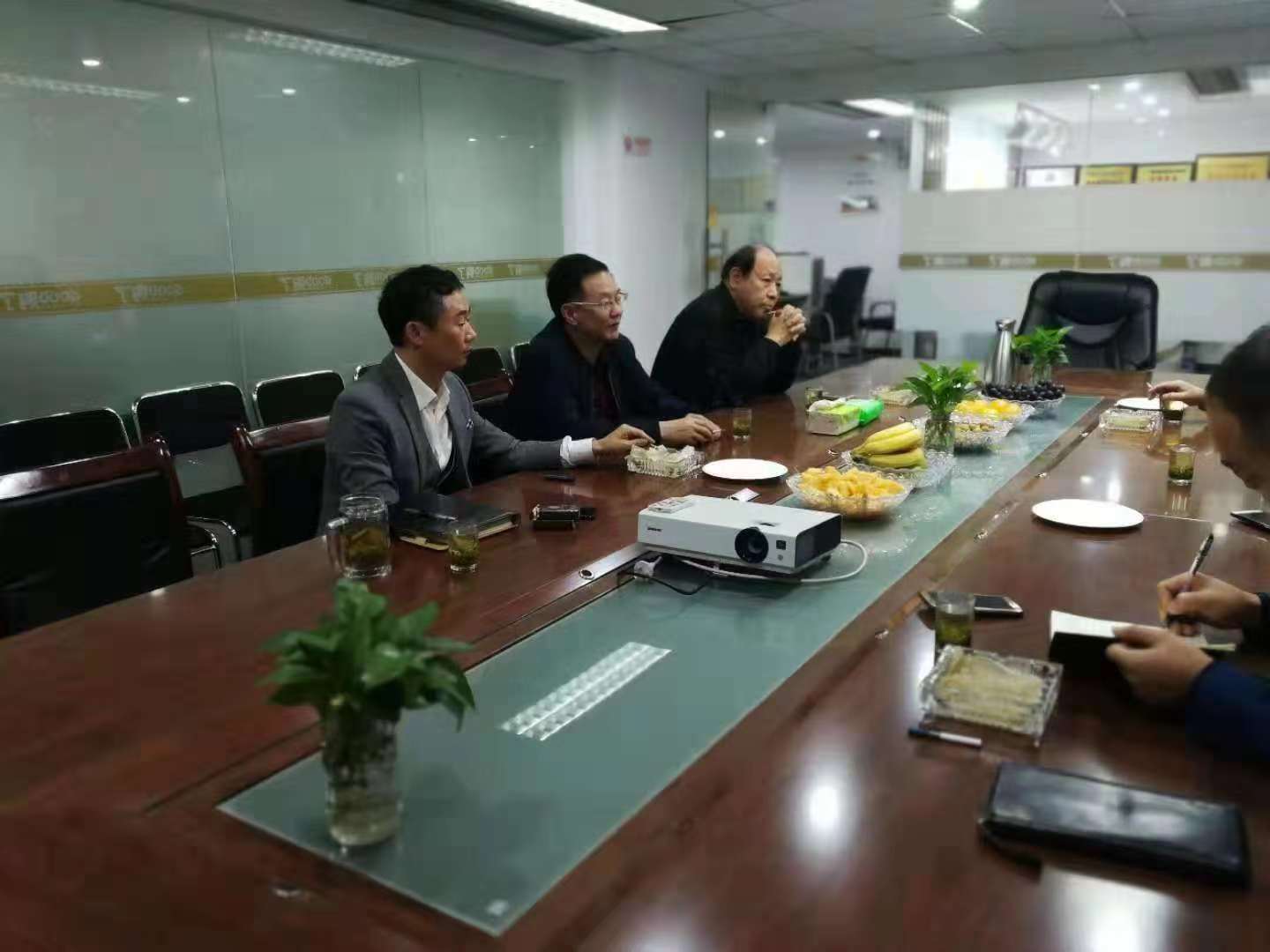 微信图片_20181031110440.jpg